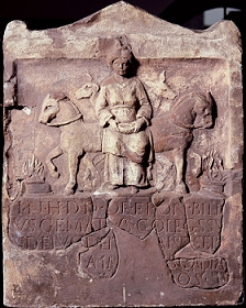 Raum 1 R&ouml;mer 01 Epona-Relief vom Limeskastell Kapersburg